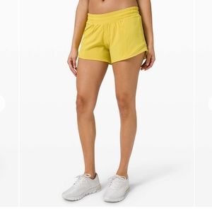 Lululemon hotty hot shorts - low rise- yellow- nwt - 4” size 2